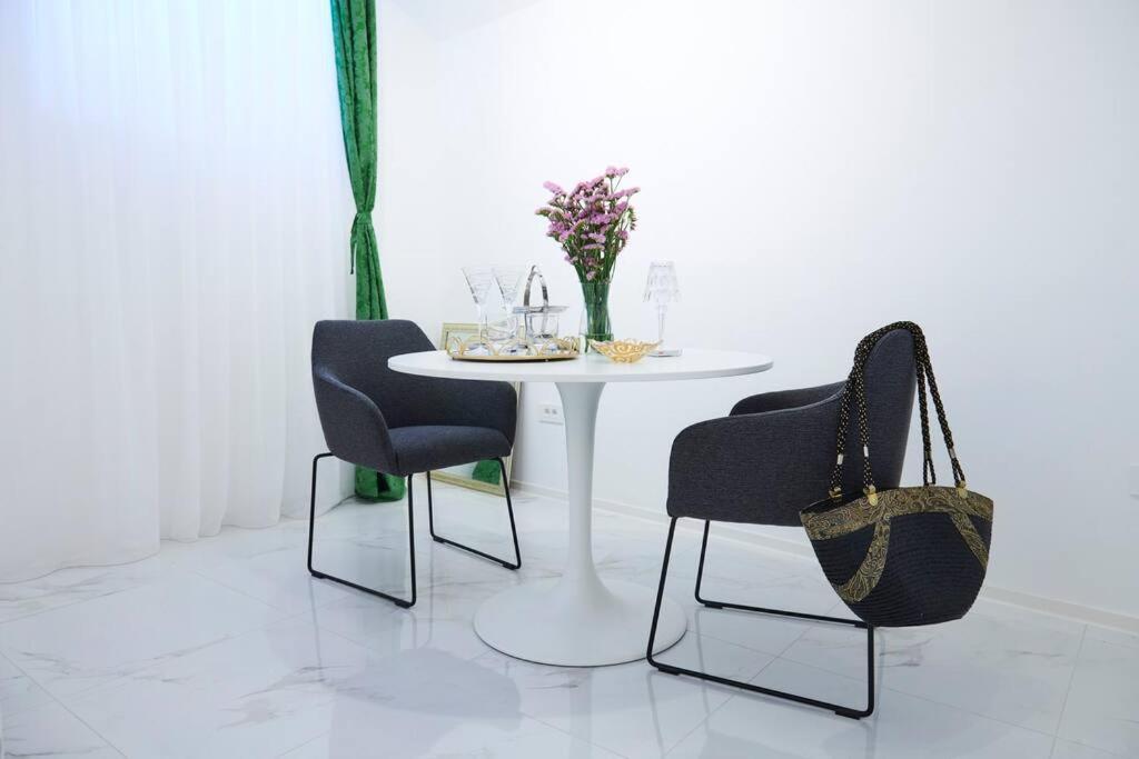 White Bliss Hideaway Apartment Любляна Екстериор снимка